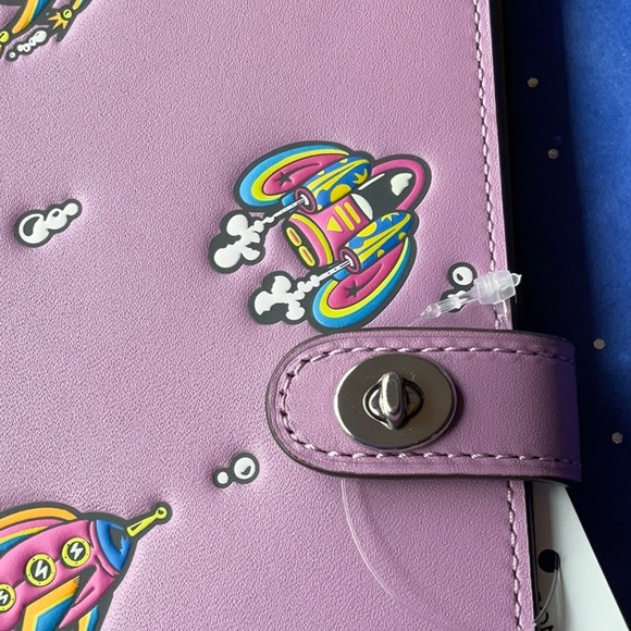 π COSMIC COACH NOTEBOOK WITH ROCKET PRINT π NWT π - Picture 13 of 16